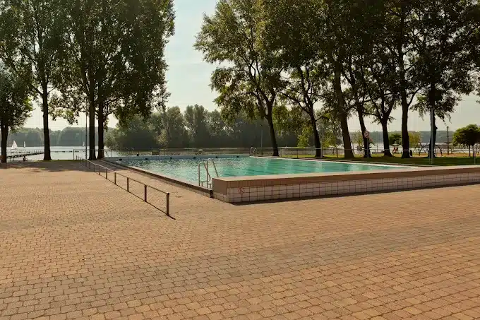 best swiming pool in amasterdam 